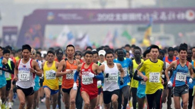 Двама загинаха на маратона в Китай