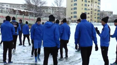 Играчите на Левски се разкършиха в снега (ВИДЕО)