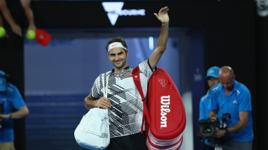 Федерер се завърна с победа 