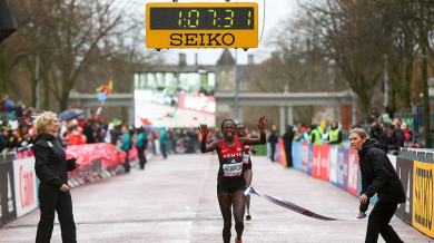 Кенийка подобри световния рекорд в полумаратона 