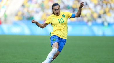 Бразилска футболна икона взе шведски паспорт
