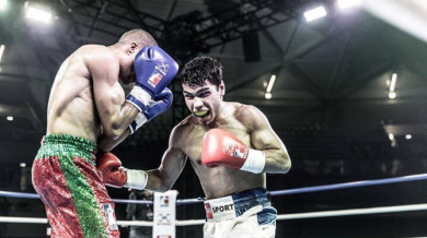 Шампионският старт на Даниел Асенов в Световните боксови серии (ВИДЕО и СНИМКИ)