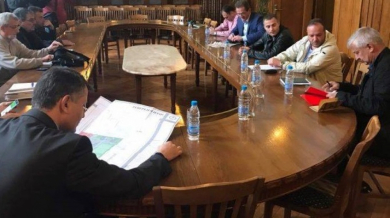 Пловдивският кмет отсвири срещата с клубовете, Крушарски настръхна