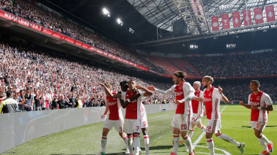 Аякс спечели дербито на Холандия и съживи шансовете си за титлата (ВИДЕО)