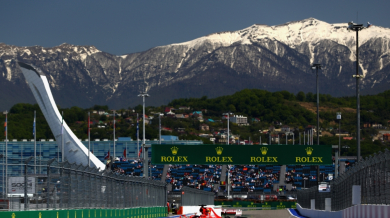 Фетел най-бърз преди квалификацията за Гран При на Русия