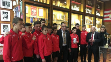 Легенди и юноши на ЦСКА посетиха музея на клуба