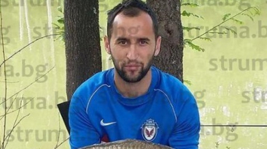 Футболист на Литекс изтрепа рибата