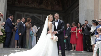 Трикратният победител в Шампионската лига Виктор Валдес се ожени