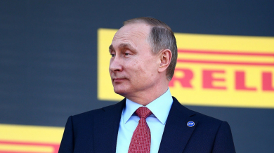 Путин: Уважавам футбола, но хокеят ми е любим   