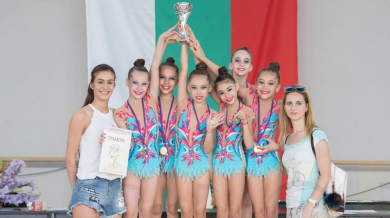Повод за гордост: Първите шампионки на златната Любомира Казанова (СНИМКИ)