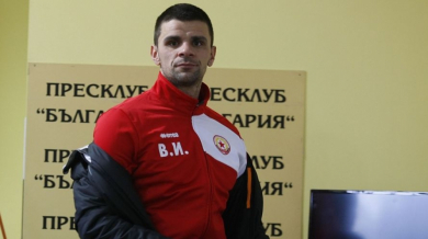 Валентин Илиев става на 37 години