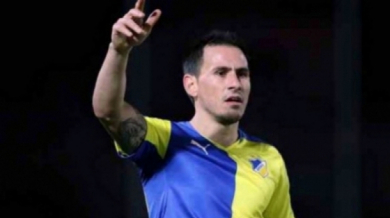 Живко Миланов и АПОЕЛ продължават напред в Шампионската лига