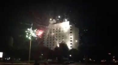 Извънредно! Фенове на Левски атакуваха посред нощ хотела на Хайдук! (ВИДЕО)