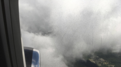 Кошмарни облаци и турбуленция стреснаха Лудогорец преди кацането в Литва (СНИМКИ+ВИДЕО)
