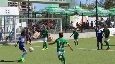Много награди на турнир от програмата „Децата и футболът” в Бургас