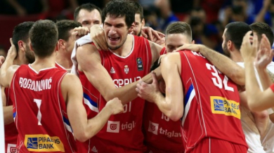 Сърбия елиминира Русия и е на финал на Европейското
