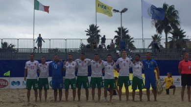 България с първа победа на финалите в Евролигата по плажен футбол