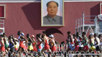 Измама на маратона в Пекин, започнаха разследване (ВИДЕО)