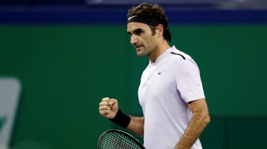 Федерер се завърна на корта с победа над Диего Шварцман