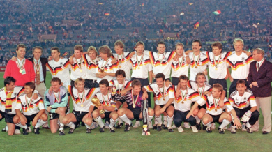 Германия възражда шампионския си екип от Мондиал'90?