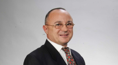 Румен Стоилов преизбран за първи вицепрезидент на Световната федерация по самбо