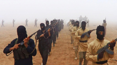 Ислямска държава побесня, заплаши боксьор заради... коледно дърво 