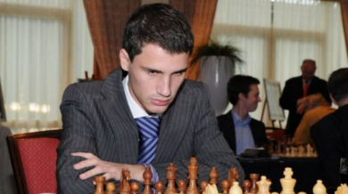Чепаринов стартира с победа на Световното в Рияд