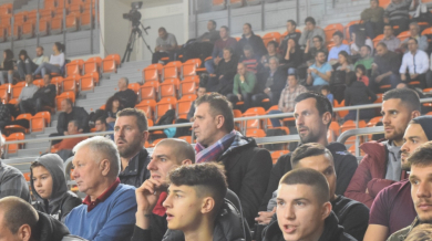 Aкрапович заведе футболистите си на волейбол (СНИМКИ)