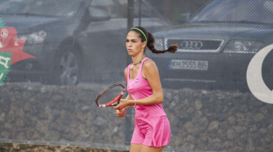 Шиникова отпадна на четвъртфинал в Испания