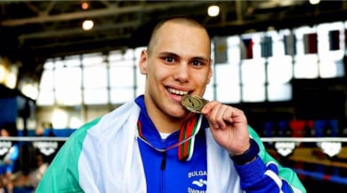 Антъни Иванов отвя всички и спечели два златни медала