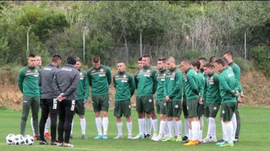 Талантите на България удържаха геройско 0:0 срещу звездите на Барса и Реал 