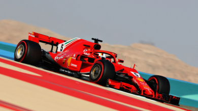 Ферари окупира първа редица, световният шампион стартира девети в Бахрейн