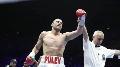 Тервел Пулев нокаутира бързо непобеден унгарец за десета победа на ринга (ВИДЕО)