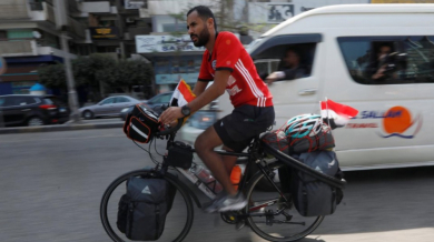 Това е фен! Египтянин тръгна за Мондиал 2018 с колело, ще мине през България (СНИМКИ)