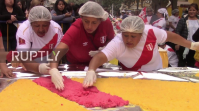 Вижте какво сътвориха в Перу от картофи, риба и пиле за Световното (ВИДЕО)