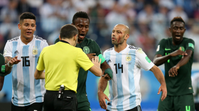 Погази ли Джунейт Чакър правило на ФИФА заради Аржентина? 