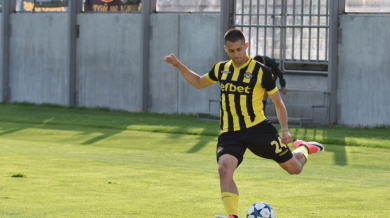 Защитник на Ботев продължава в чужбина, ще играе в Шампионска лига