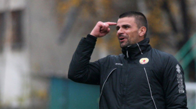Валентин Илиев избра групата за дебюта във Втора лига