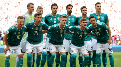 Германски политик към футболистите: Пейте химна! 