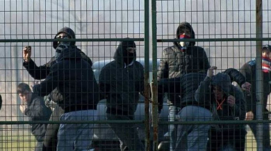 Най-опасните хърватски хулигани вилняха на път към София (СНИМКИ + ВИДЕО)