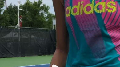 Звезда в тениса учуди с този клип в жегата (ВИДЕО)