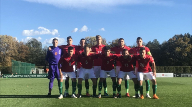 Юношите на България започнаха със загуба квалификациите за Евро 2019