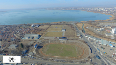 "Акулите" взеха стадион "Черноморец" до 2020 година 