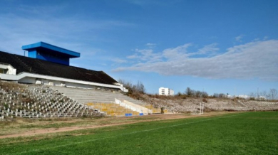 Започна ремонтът на стадион "Черноморец"