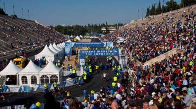 Рекорд! Близо 19 хиляди бягаха на маратона в Атина 