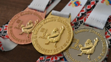България завърши с три медала на Световното по самбо