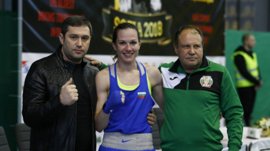 Ударите по българския бокс продължават! Изгониха и Станимира Петрова от Световното