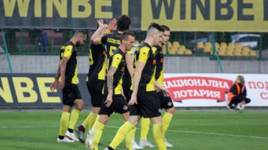 Основен играч на Ботев (Пловдив) се контузи