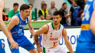 Силен мач за български национал в Румъния