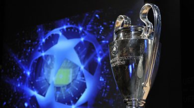 Трофеят от Шампионската лига на свято място (ВИДЕО)